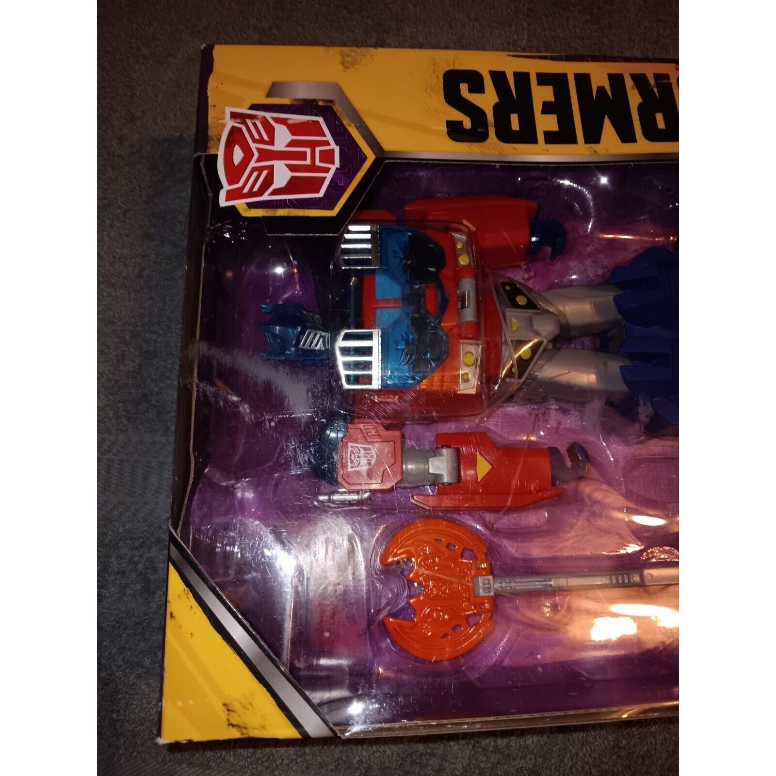 Transformers Cyberverse Ultimate Optimus Prime Bumblebee Energon Armor 9" Figure