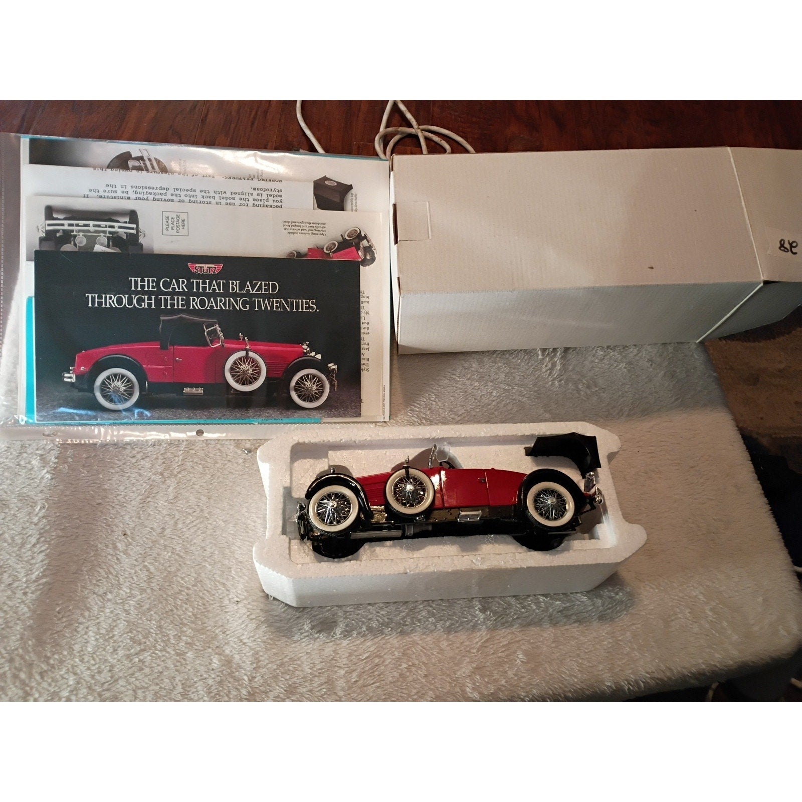 Franklin Mint Precision Model 1928 Stutz Black Hawk Boatail Speedster Red/Papers