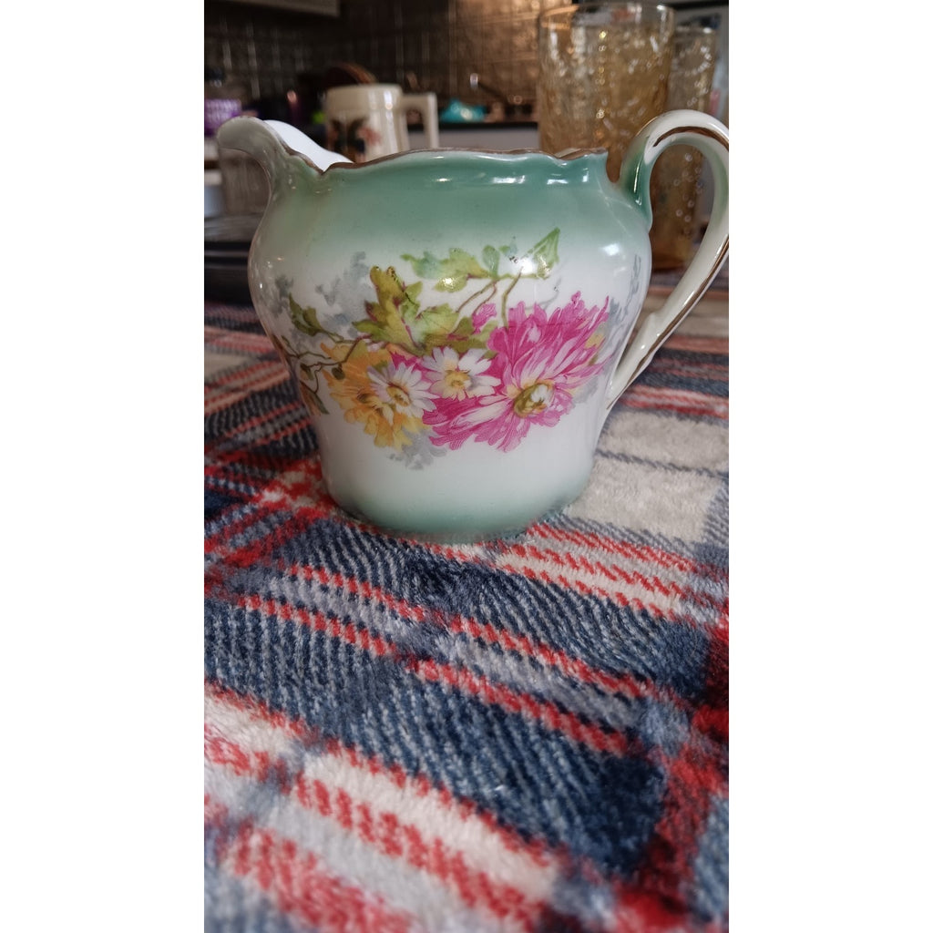 Vintage Small Floral Creamer Pitcher Glass Great Condition