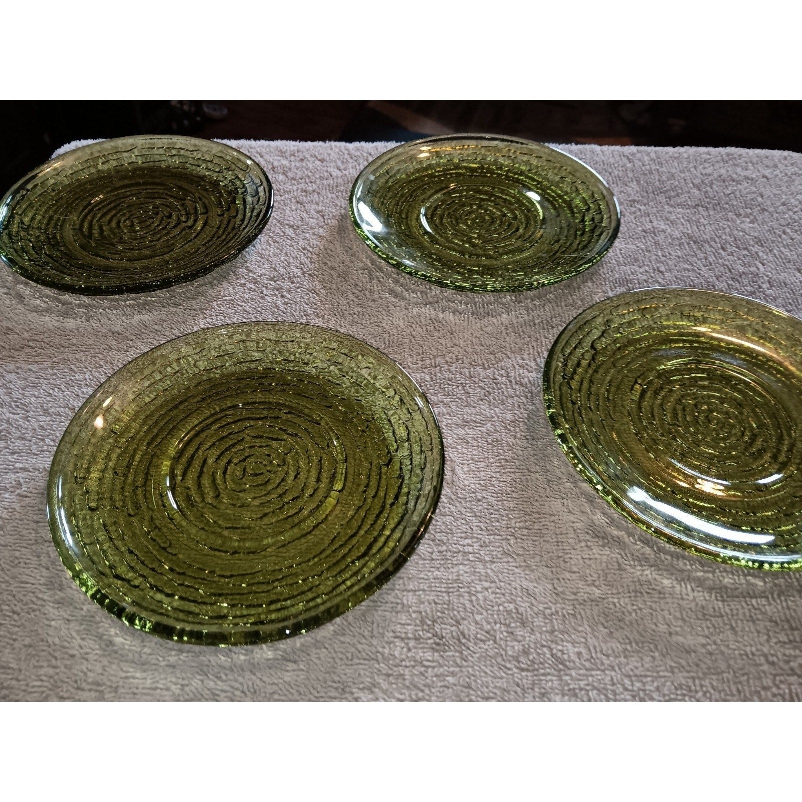 Vintage MCM Anchor Hocking Sorento saucers (Set Of 4) Avocado Green