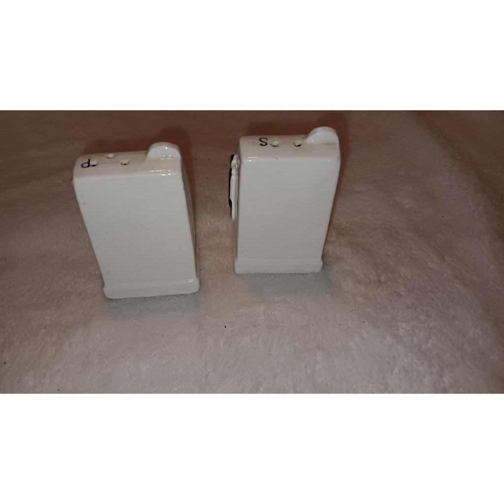 Vintage Ceramic Las Vegas Slot Machine Salt & Pepper Shakers made in Japan