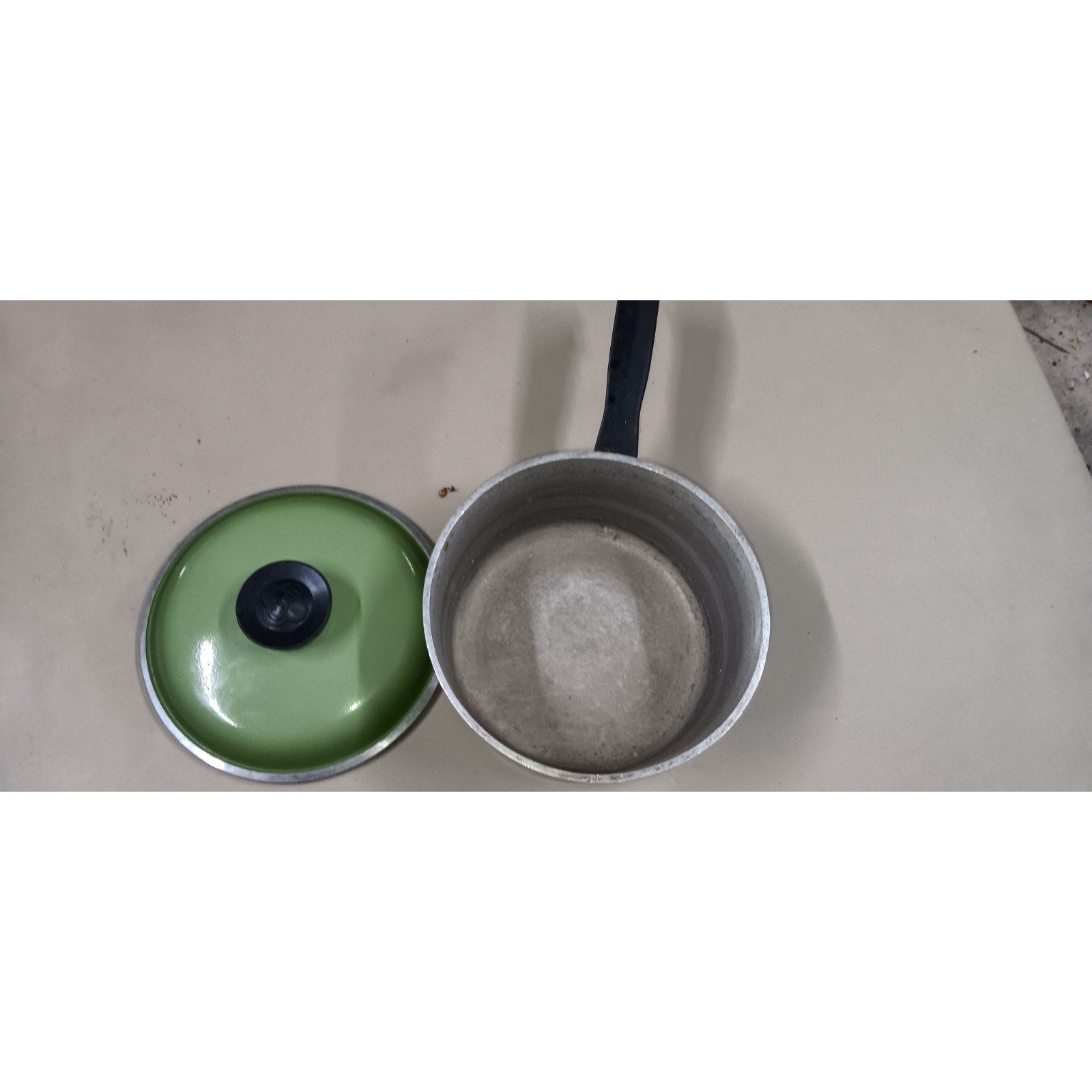 Vintage 1960's CLUB Avocado Green Aluminum 2qt Saucepan w/Lid