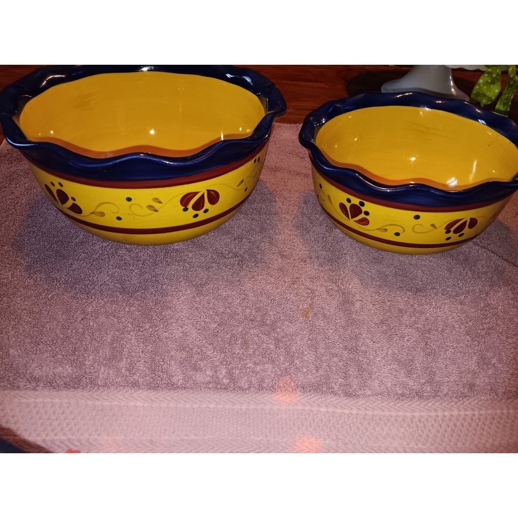Set Of 2 CELEBRATING HOME Ceramic Stoneware Floral Salad Nesting Bowls 9.5 X 5”