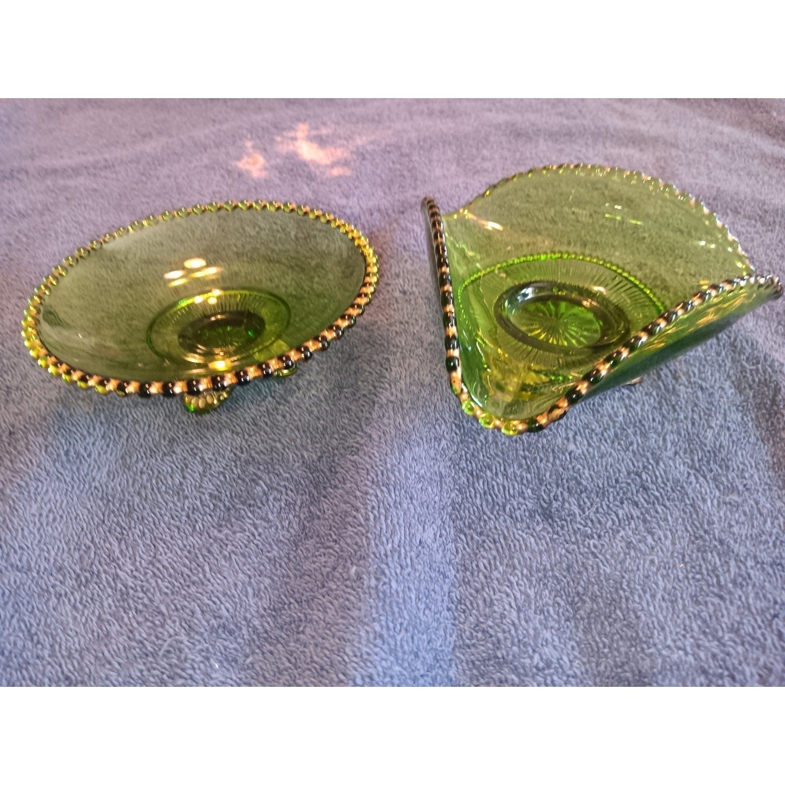 Lot Of 2 Emerald Colorado Greed Lacy Medallion Dish And Wavy Trinket Dish