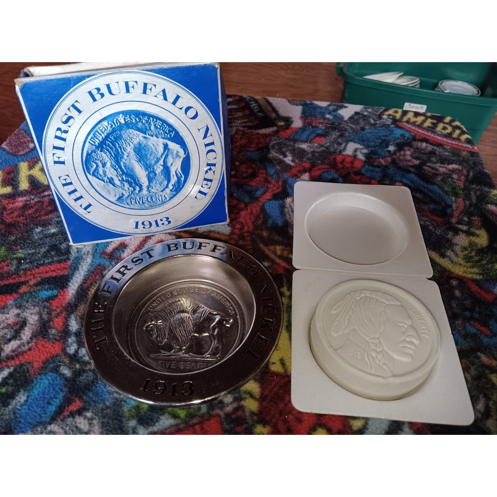 VTG AVON The First Buffalo Nickel 1913 USA Clint Soap & Metal Dish For Men 5"