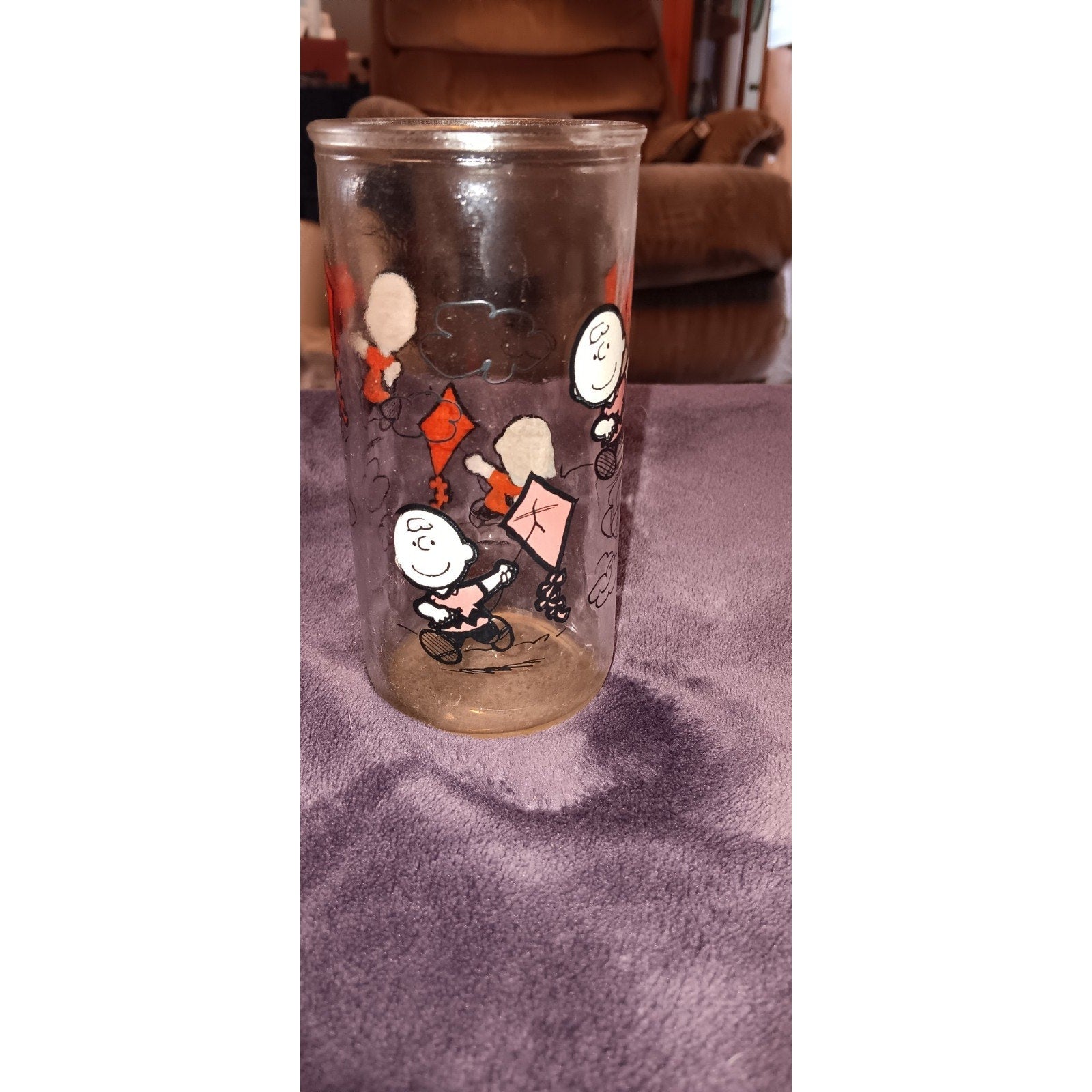 Vintage Promotional Glass Charlie Brown Flying Kite 1950 Snoopy Peanuts