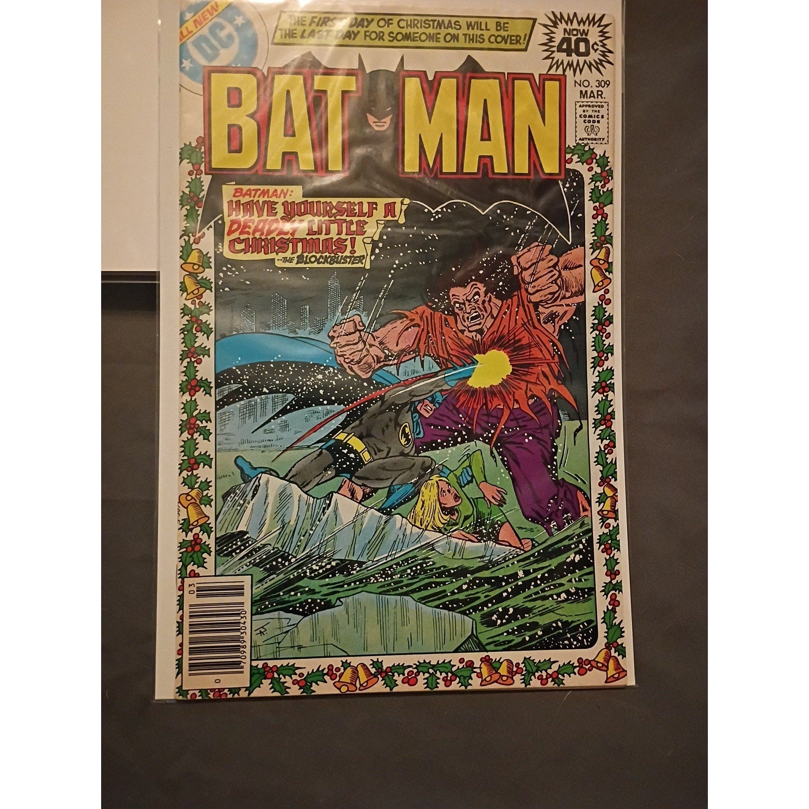 DC Comics BATMAN Lot Of 3 #210,255,309 Key 1st Lupus, New Catwoman Costume Gd-FN