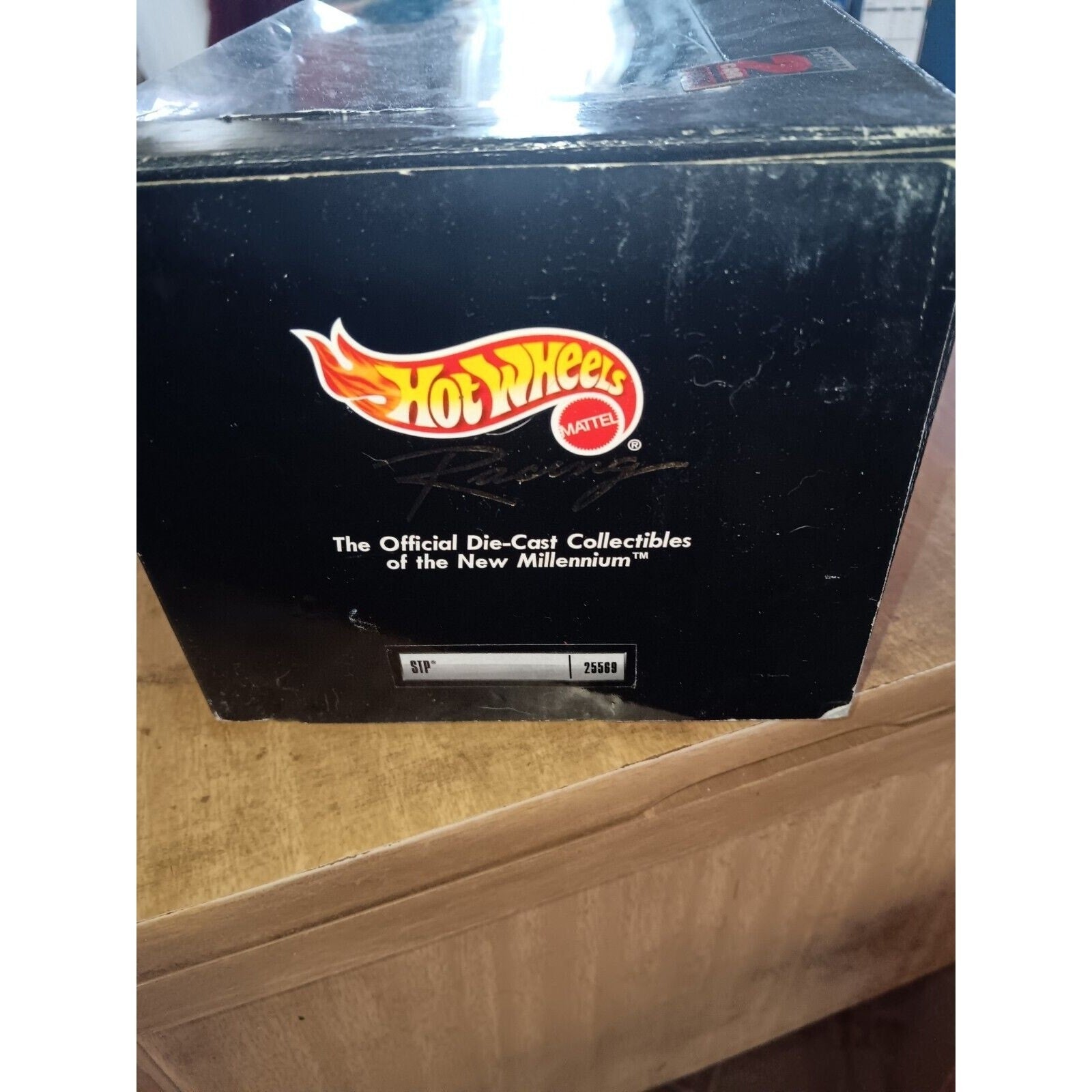 Hot Wheels Racing Nascar Special 2 Car Pack John Andretti STP #43 1:24 & 1:64