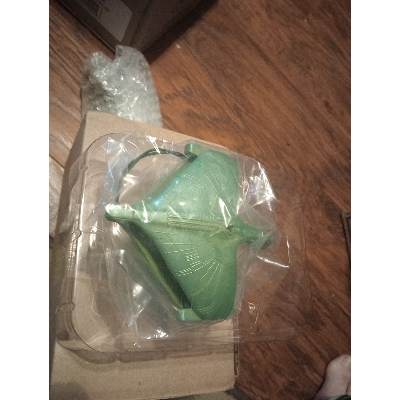 Hallmark Keepsake Ornament Star Trek Romulan Warbird Magic Light Up 1995 -