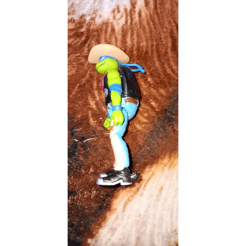 Cowboy Leonardo TMNT Mutant Mayhem 4.5” Action Figure Toy