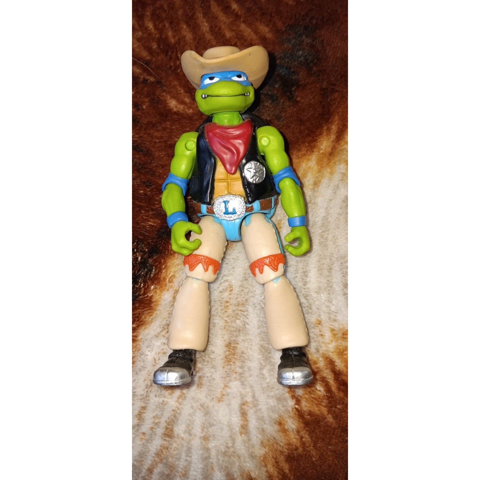 Cowboy Leonardo TMNT Mutant Mayhem 4.5” Action Figure Toy