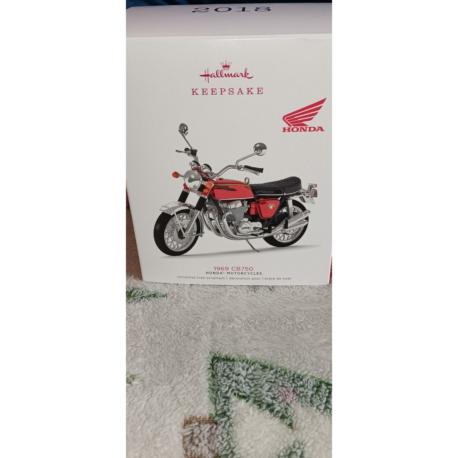 New in Box HONDA 1969 CB750 MOTORCYCLE 2018 HALLMARK ORNAMENT, NOS, collectable