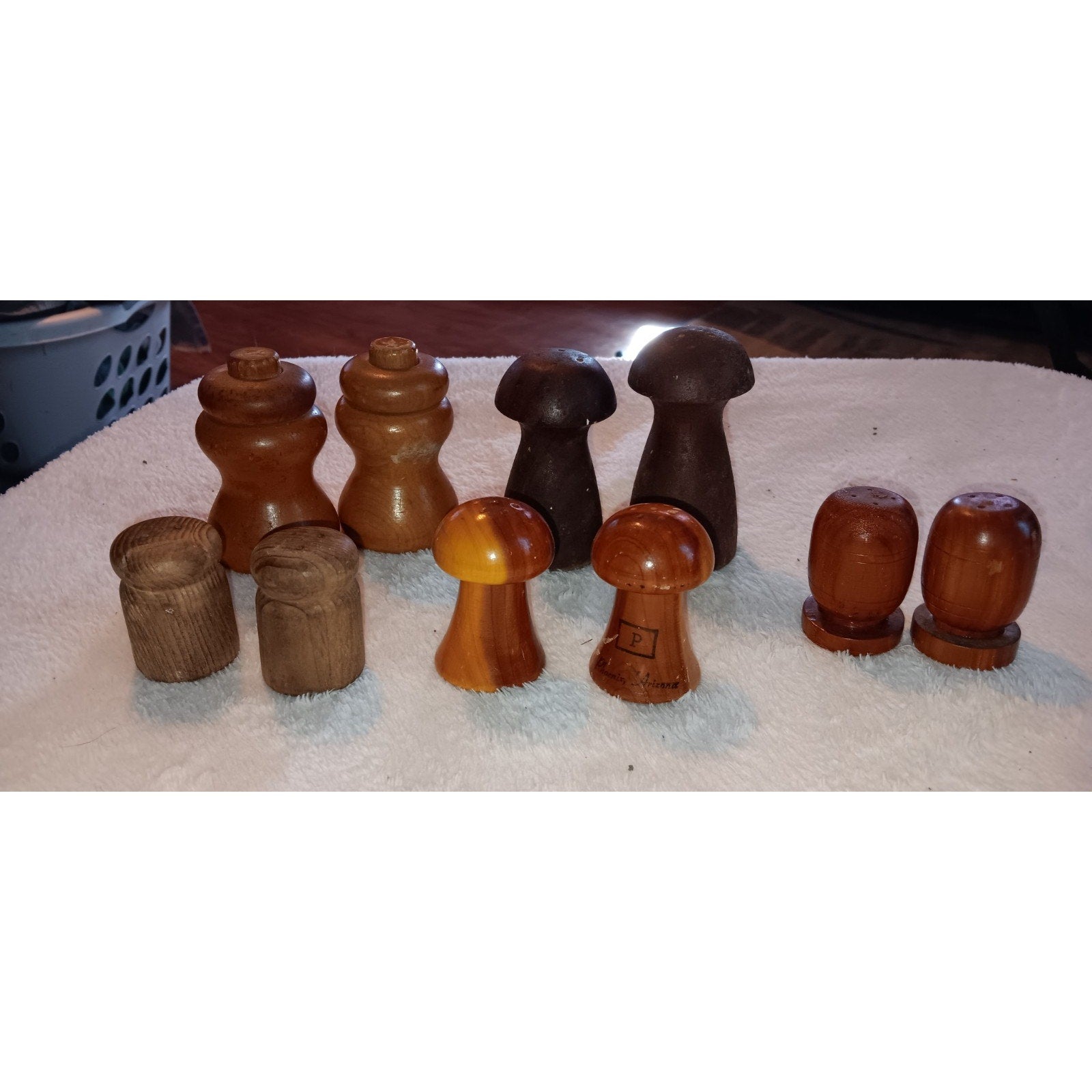 Vintage Mushroom Style Salt And Pepper Shaker Lot Of 5