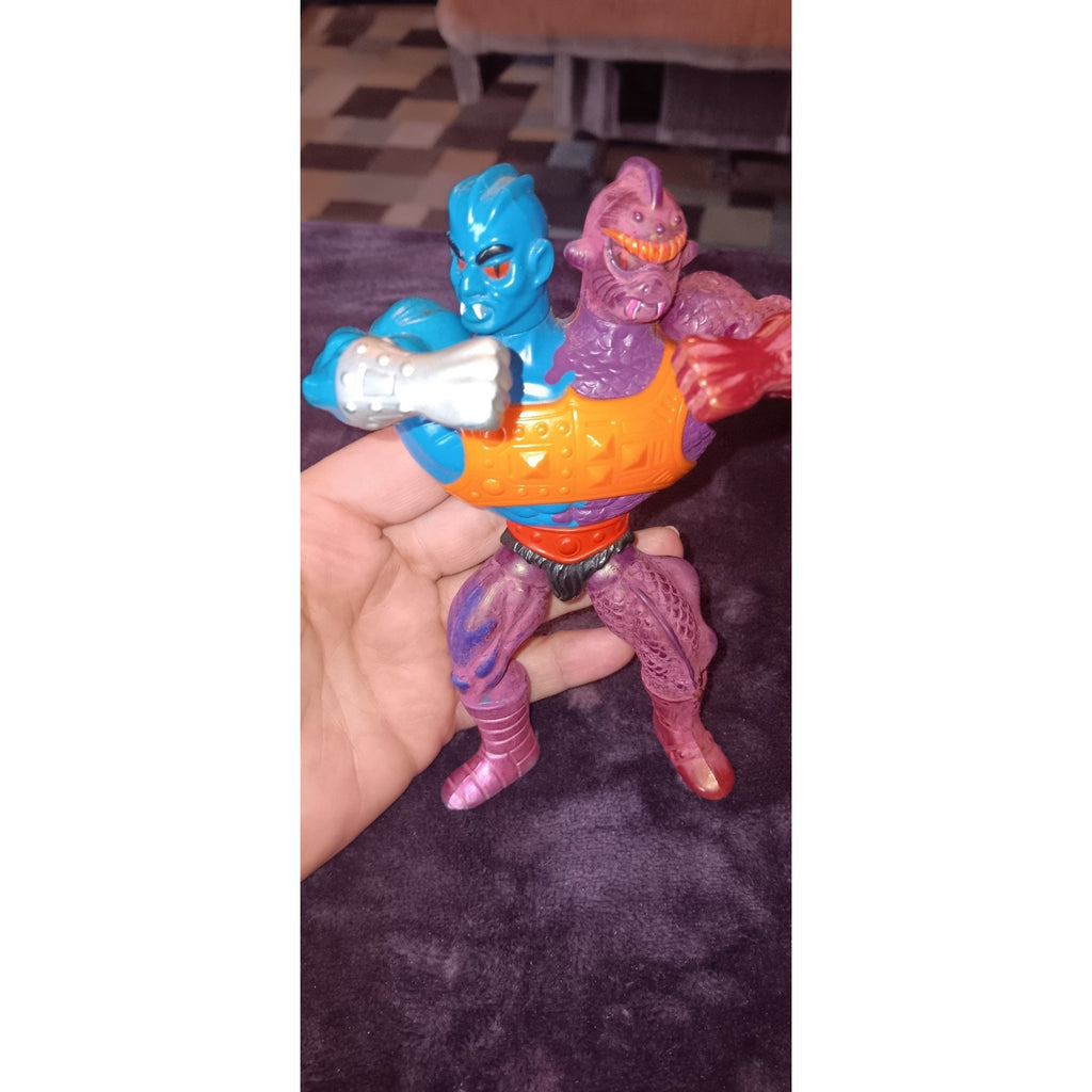 Two Bad Flat Back 100% Complete He-Man Masters of the Universe MOTU 1984 Vintage