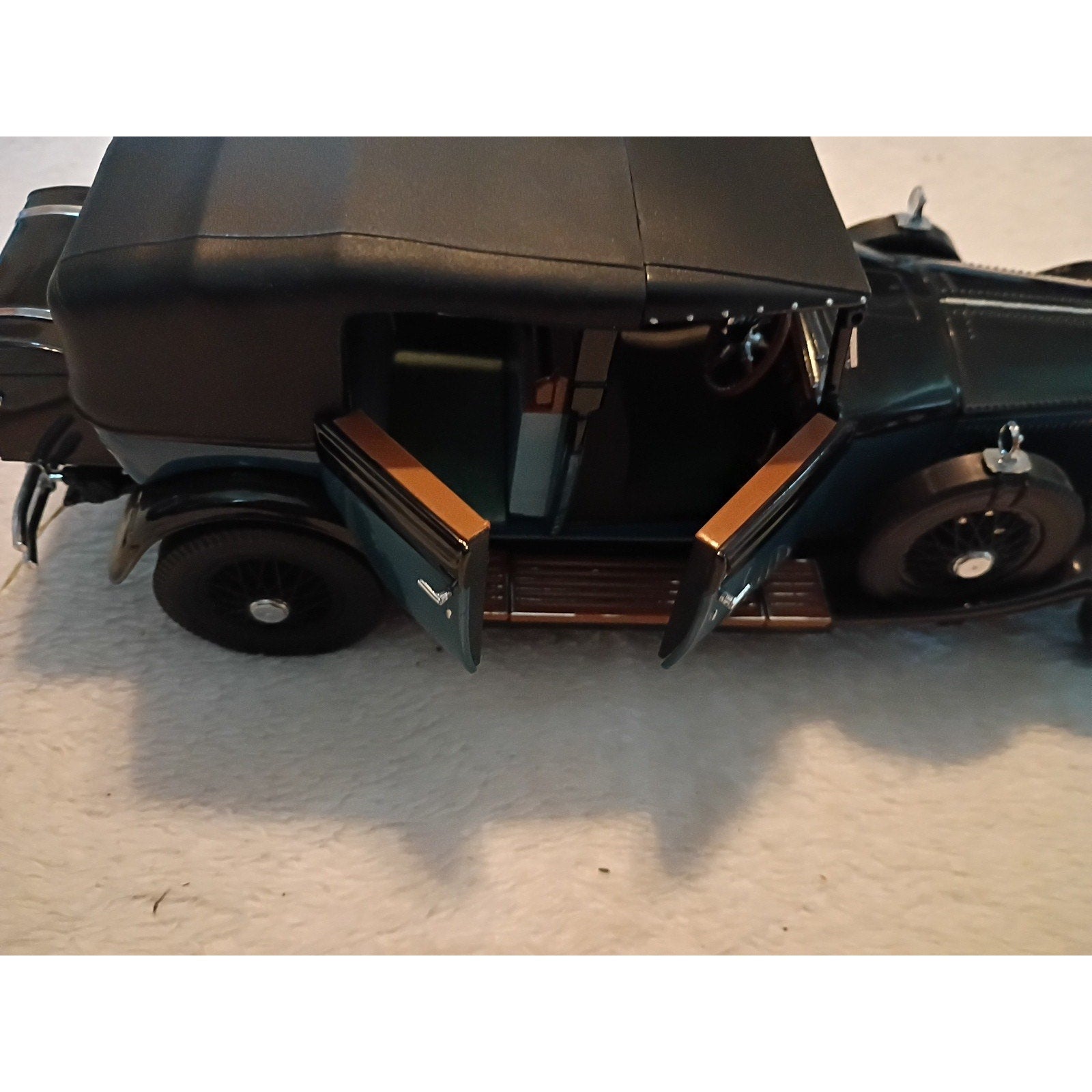 Franklin Mint 1929 Rolls-Royce Phantom I Cabriolet de Ville. 1:24