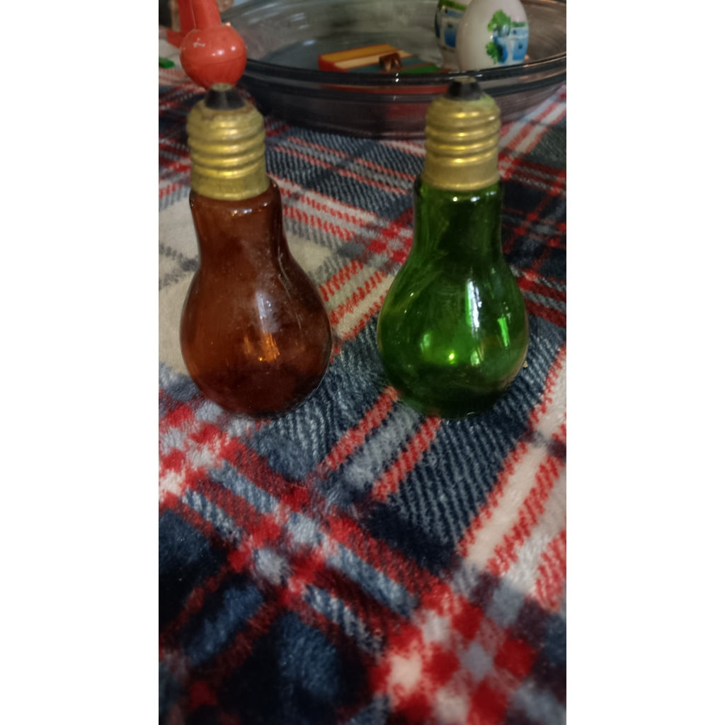 Vintage Glass Amber Edison Light Bulb Salt and Pepper Shakers Set