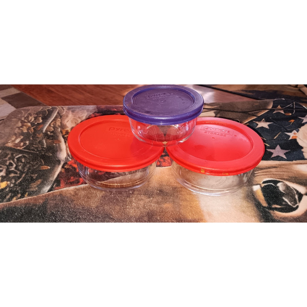 Set of 3 PYREX- 2-2 Cup & 1-1 Cup Glass Containers With Lids Microwave Safe