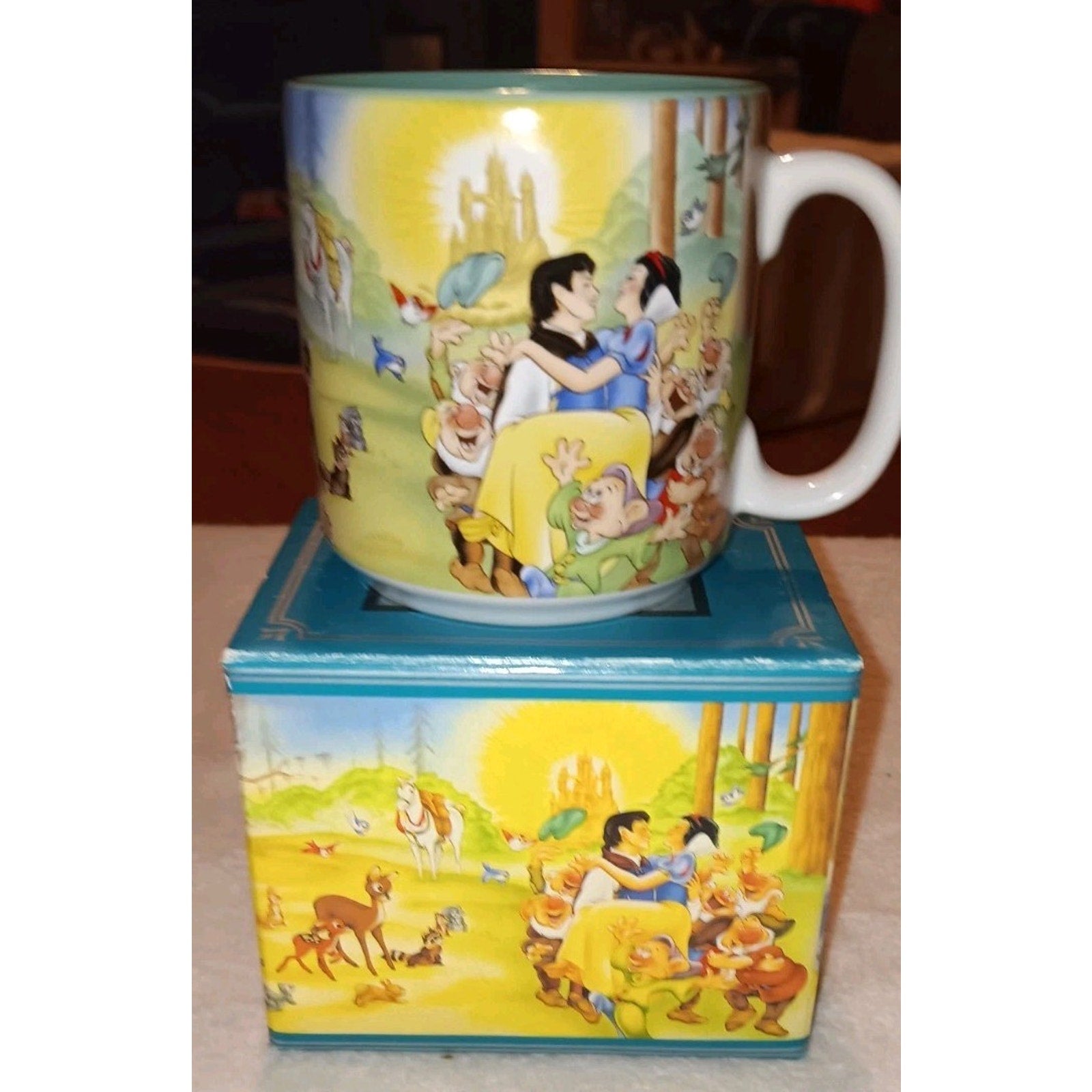 Disney Snow White and the Seven Dwarfs Coffee Cup Mug