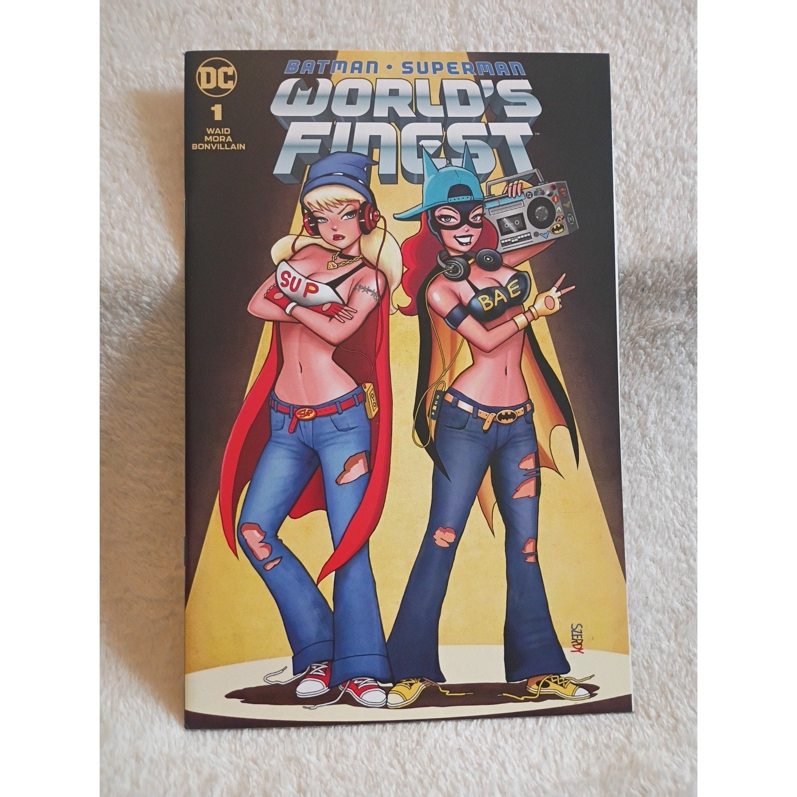 Worlds Finest #1 Nathan Szerdy Exclusive trade Variant High Grade NM