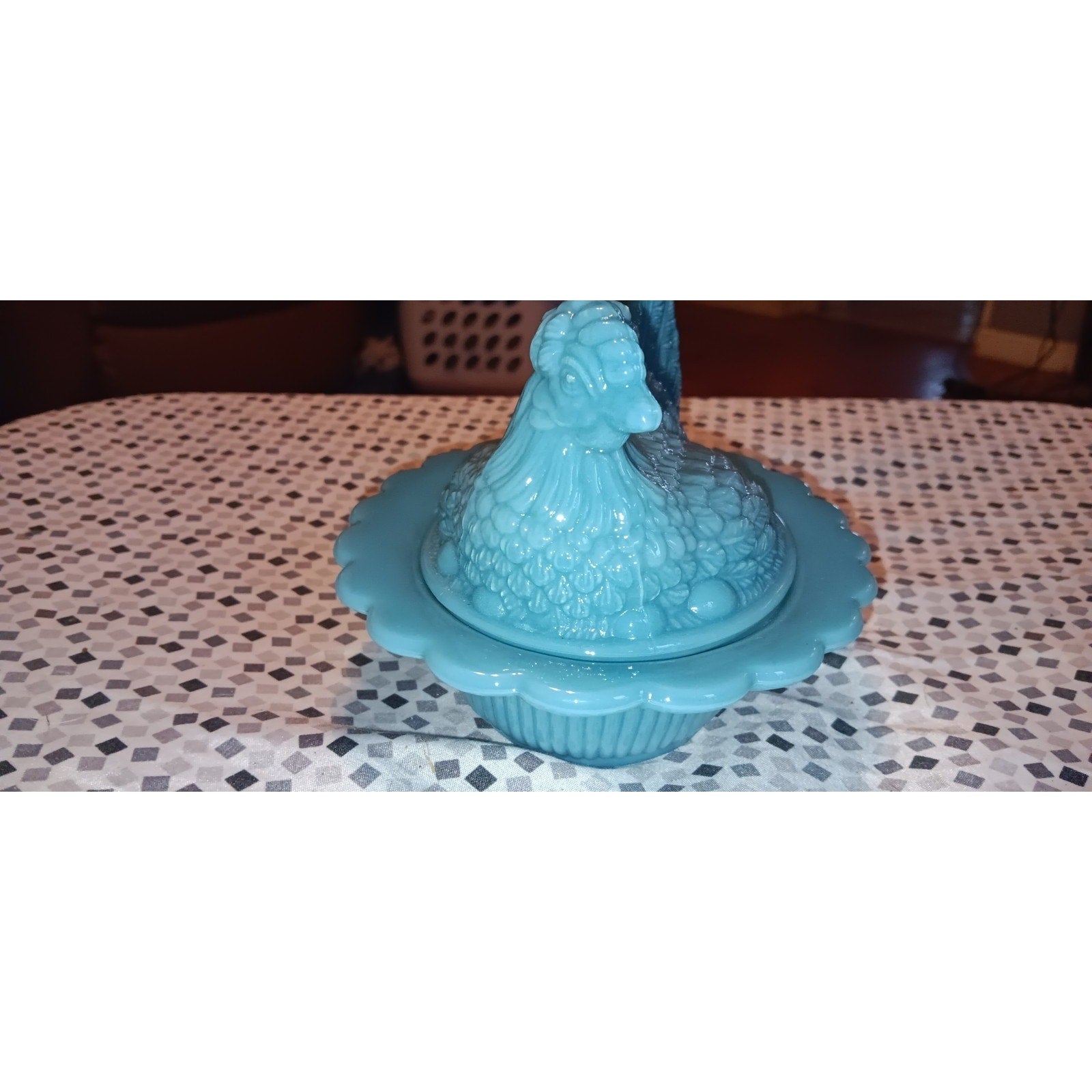 Pre-owned Mosser 6.5" Georgia Blue Glossy Glass Hen Chicken on Nest