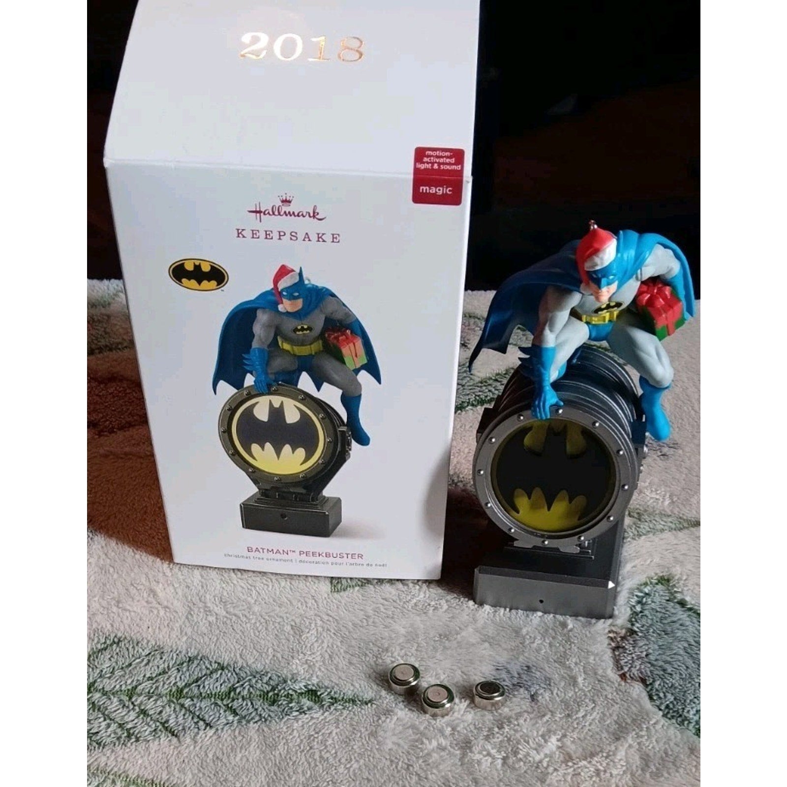 Hallmark Keepsake 2018 Batman Peekbuster Christmas Ornament DC Works Perfectly