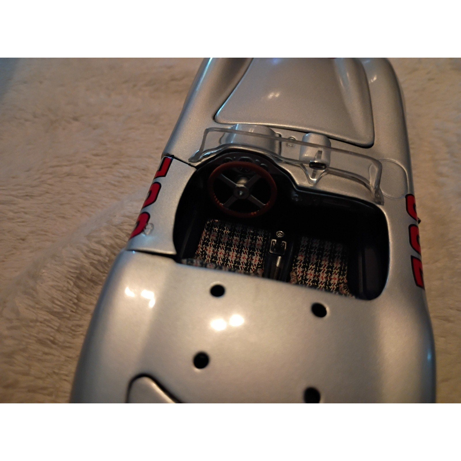 Mercedes Benz 300 SLR Stirling Moss 1955 Paul's Model Art 1:24 Diecast