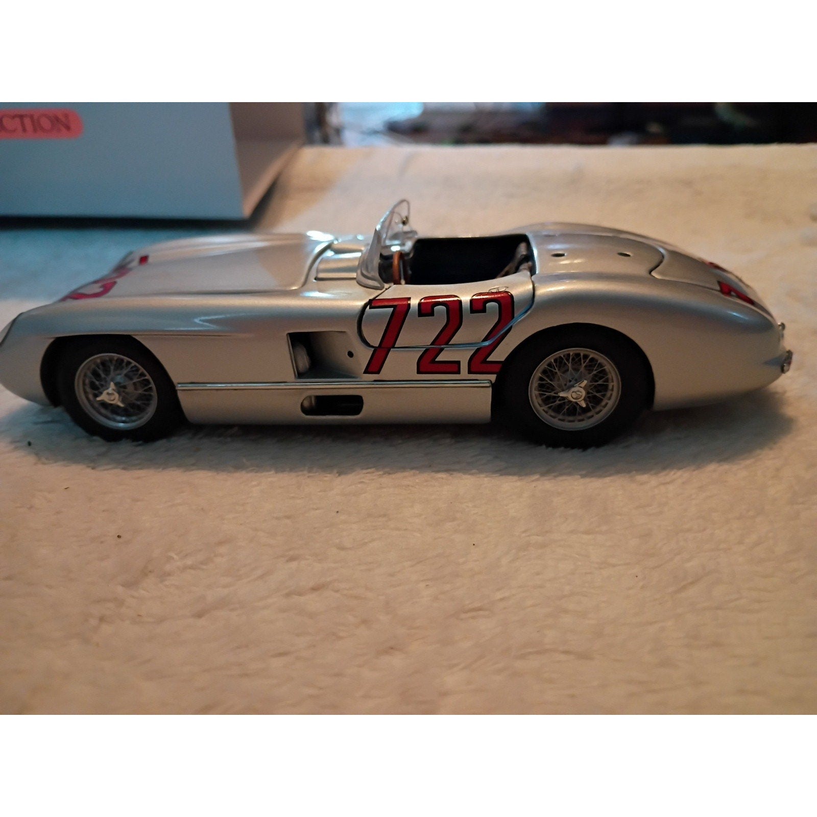 Mercedes Benz 300 SLR Stirling Moss 1955 Paul's Model Art 1:24 Diecast