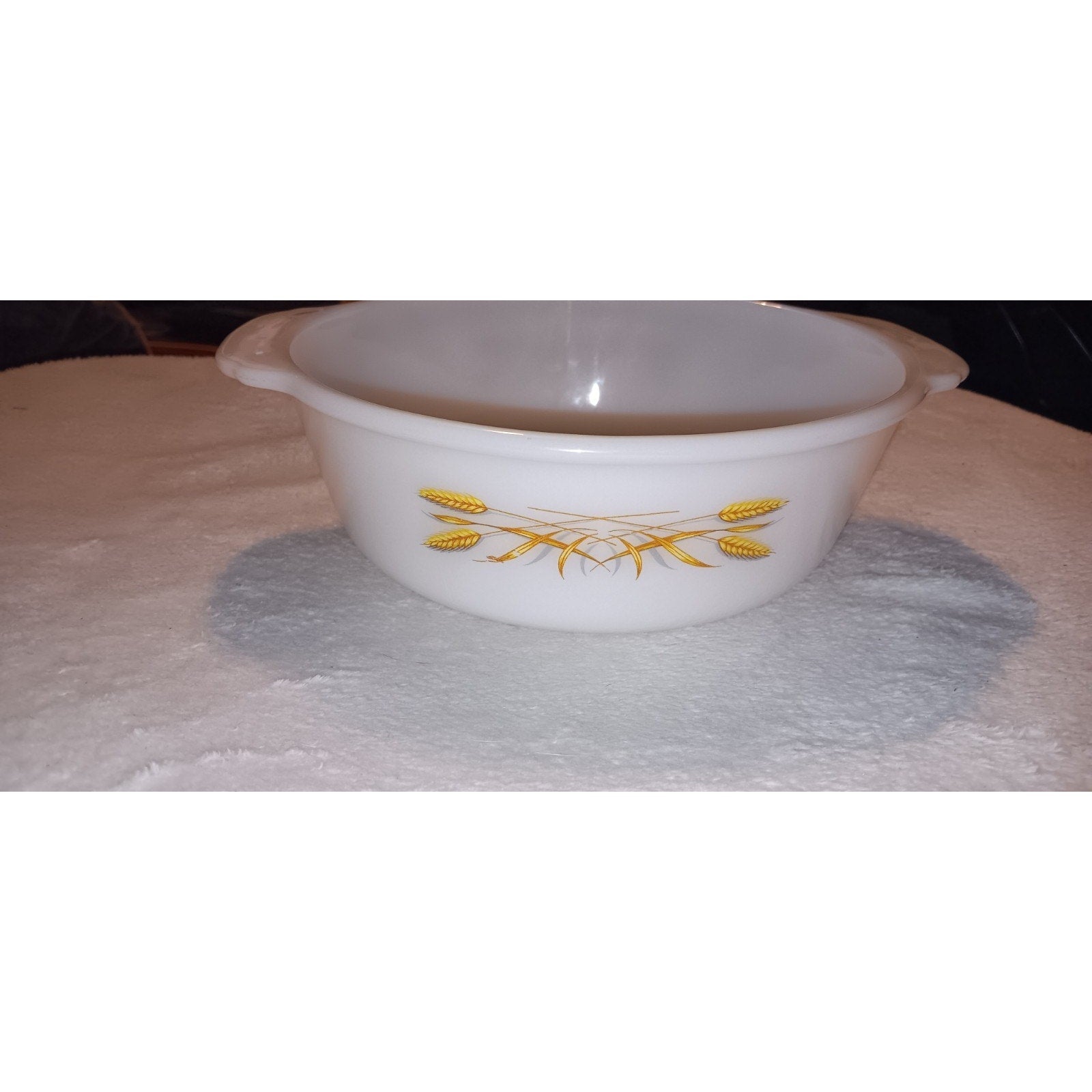 Vintage Fire King Anchor Hocking Casserole Baking Dish Wheat 2 Quart 9” x 3”